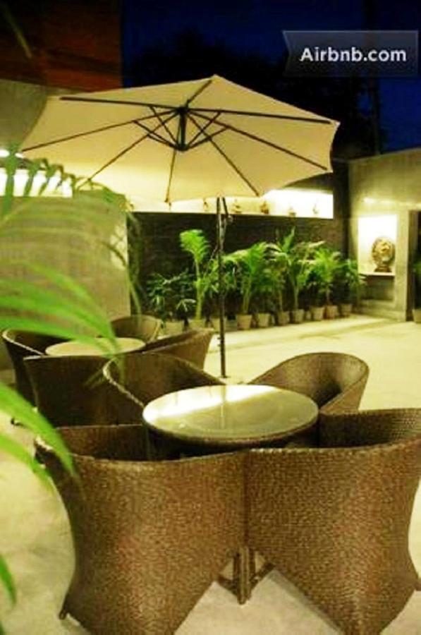 גורגאון Royal Residence Mg Road מראה חיצוני תמונה