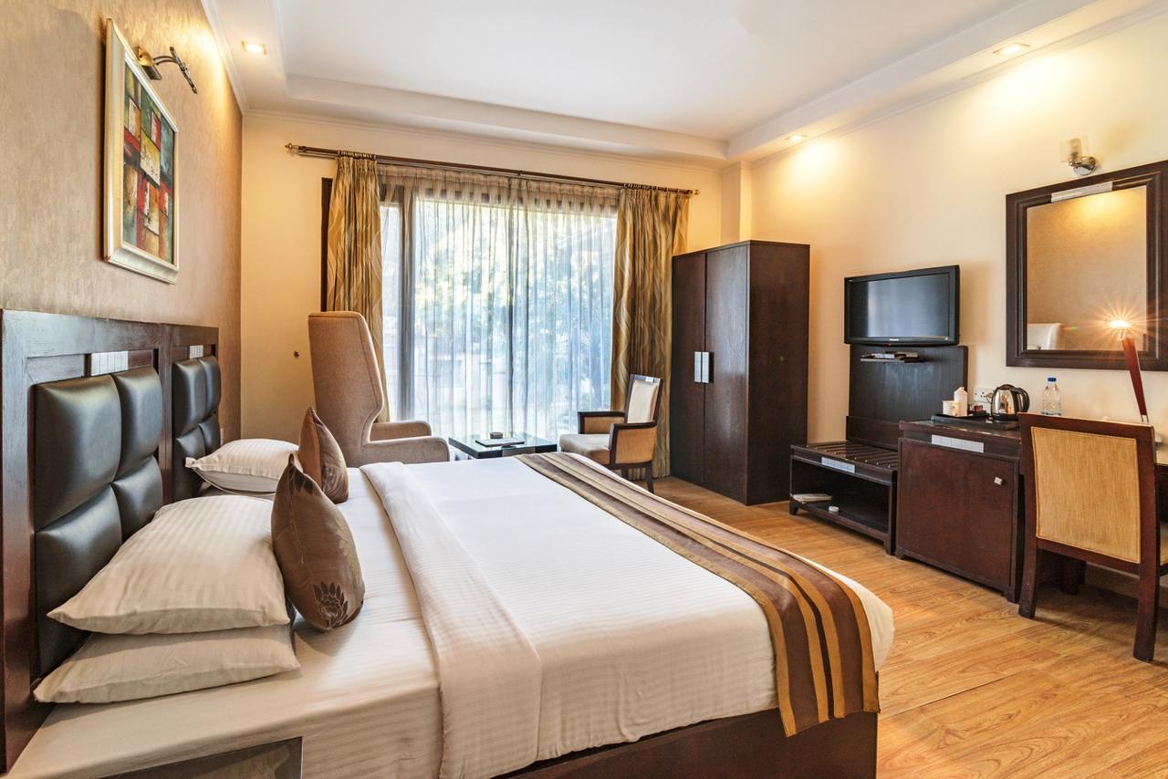 גורגאון Royal Residence Mg Road מראה חיצוני תמונה