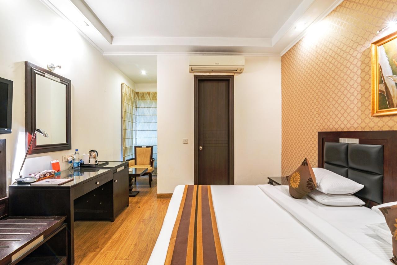 גורגאון Royal Residence Mg Road מראה חיצוני תמונה